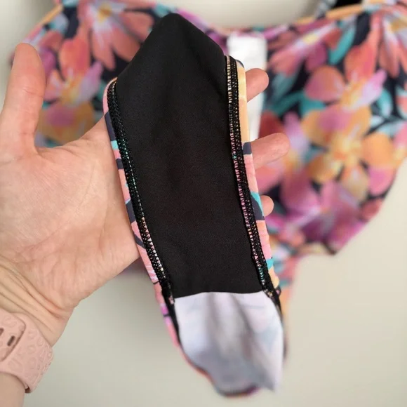 NWT Cupshe Saint Tropez Swimsuit (M) - Picture 9 of 9